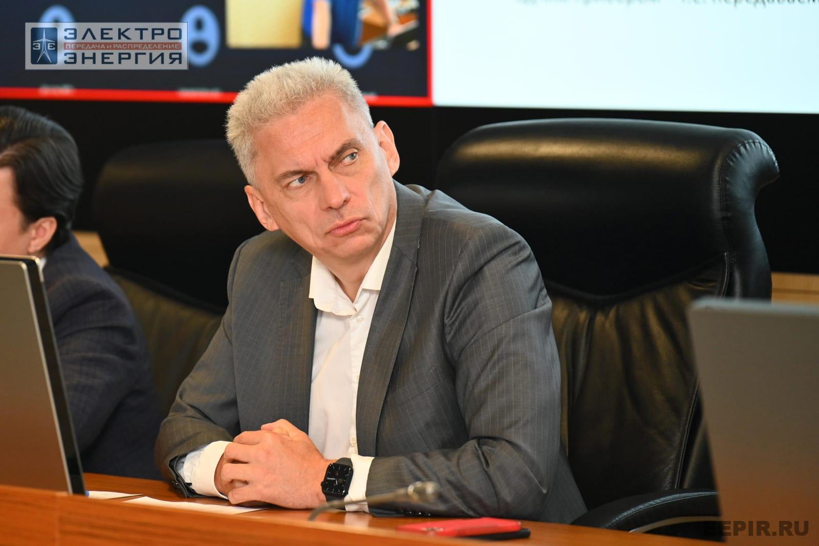 На заседании Секции 3 «Технологии и оборудование для автоматизации систем управления в электрических сетях» НТС ПАО «Россети»