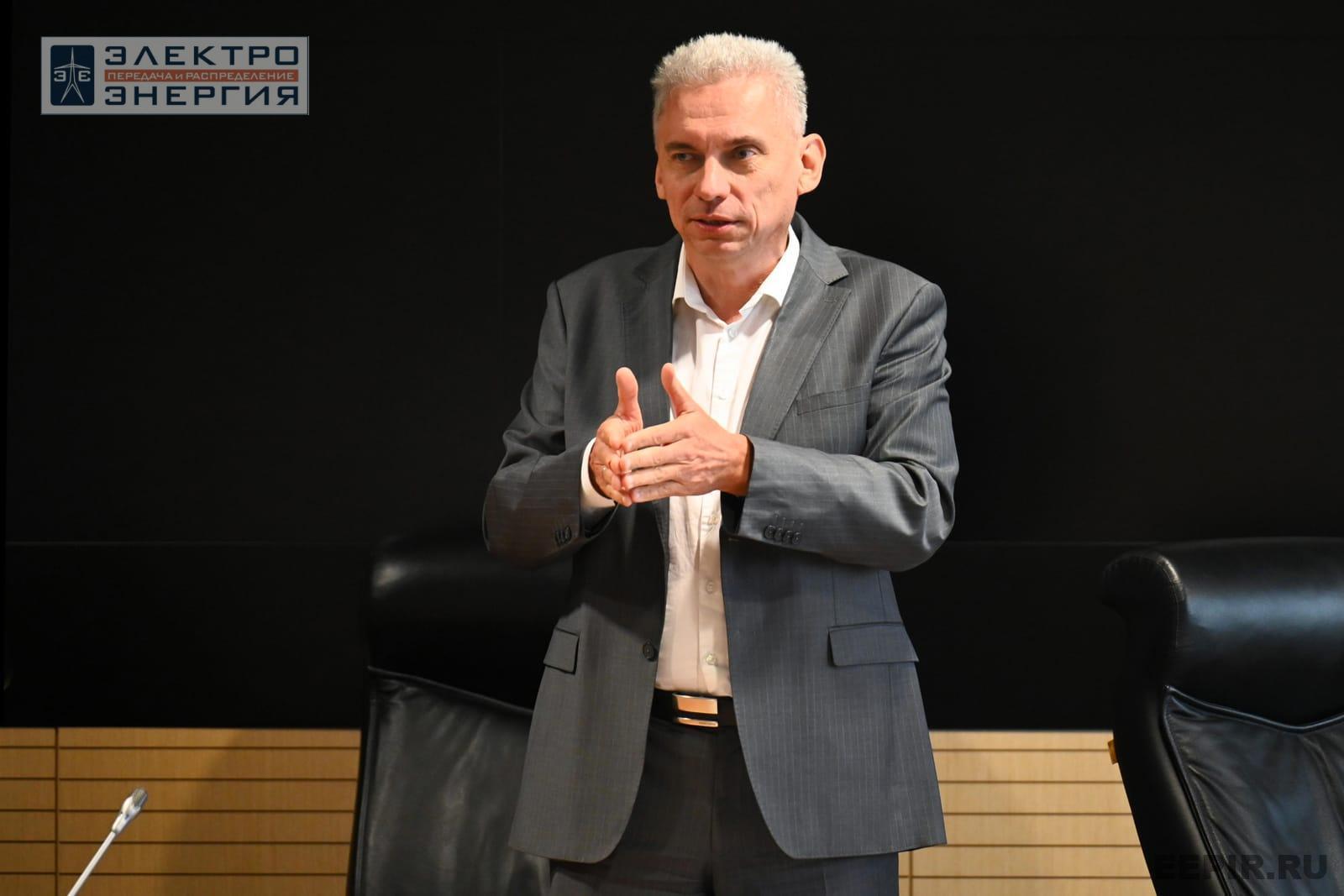 На заседании Секции 3 «Технологии и оборудование для автоматизации систем управления в электрических сетях» НТС ПАО «Россети»