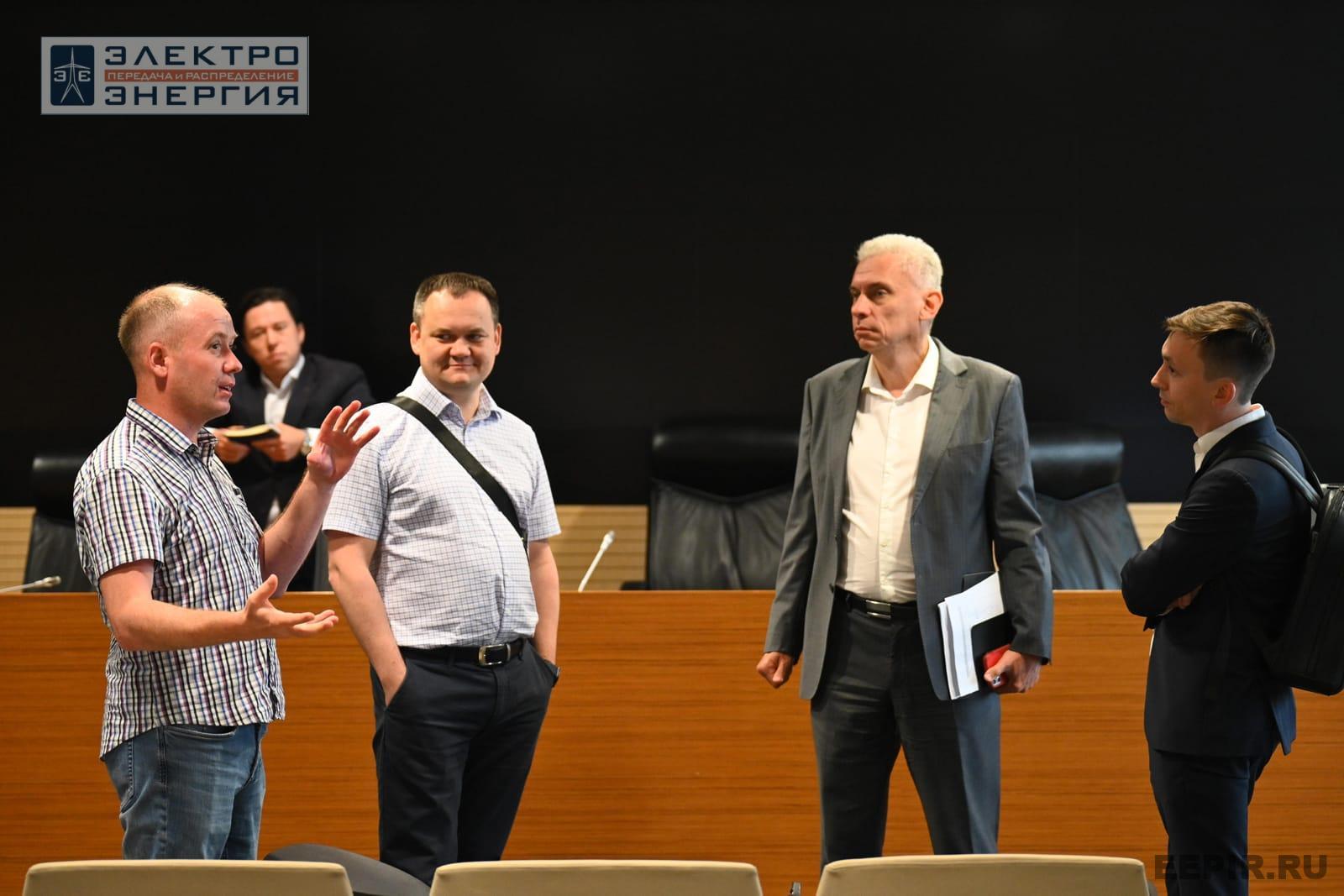 На заседании Секции 3 «Технологии и оборудование для автоматизации систем управления в электрических сетях» НТС ПАО «Россети»