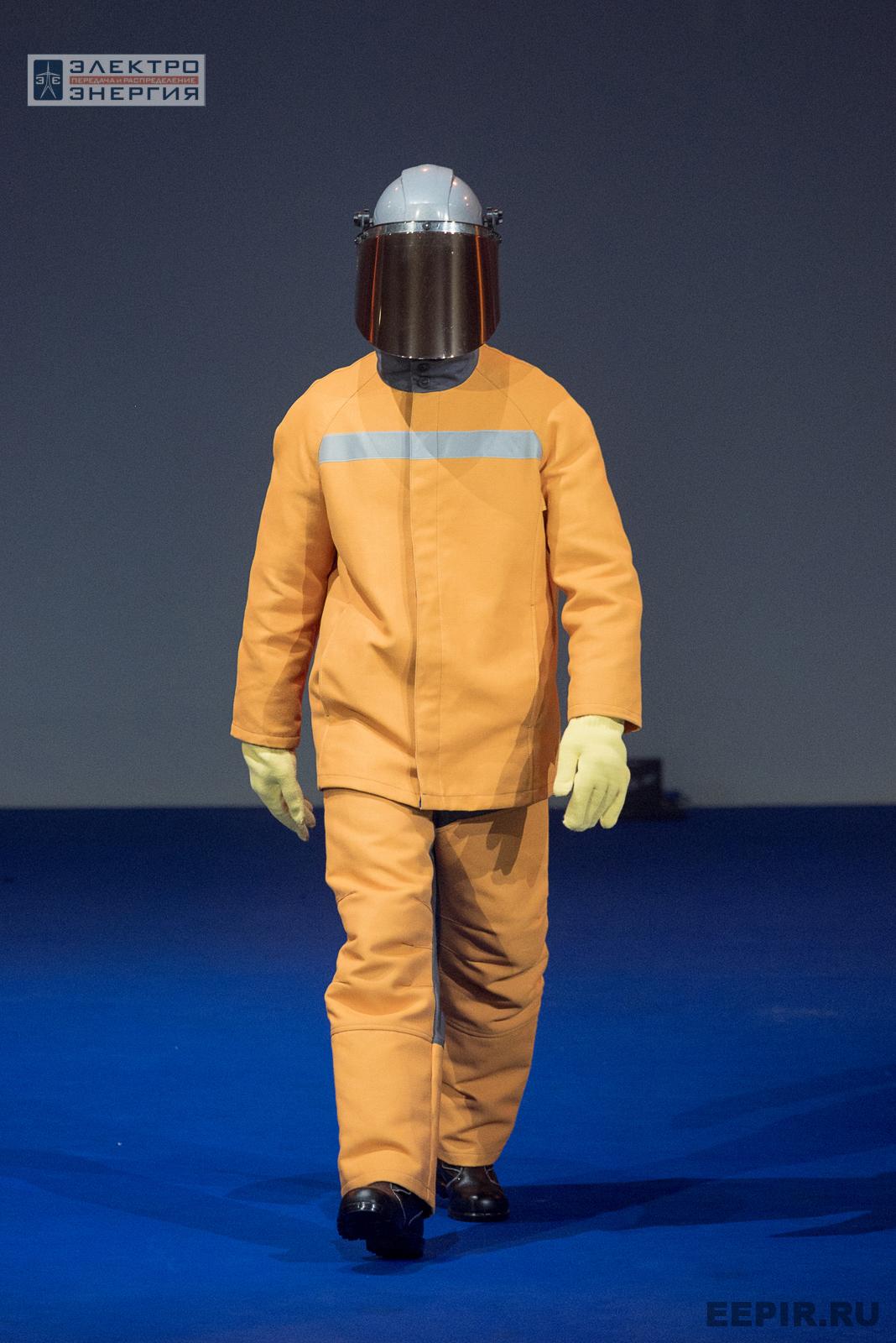 На Fashion-показе средств индивидуальной защиты на ВНОТ-2024