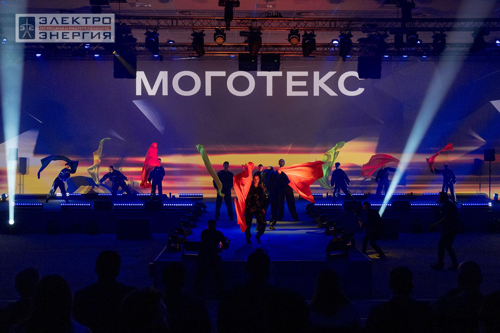 На Fashion-показе средств индивидуальной защиты на ВНОТ-2024