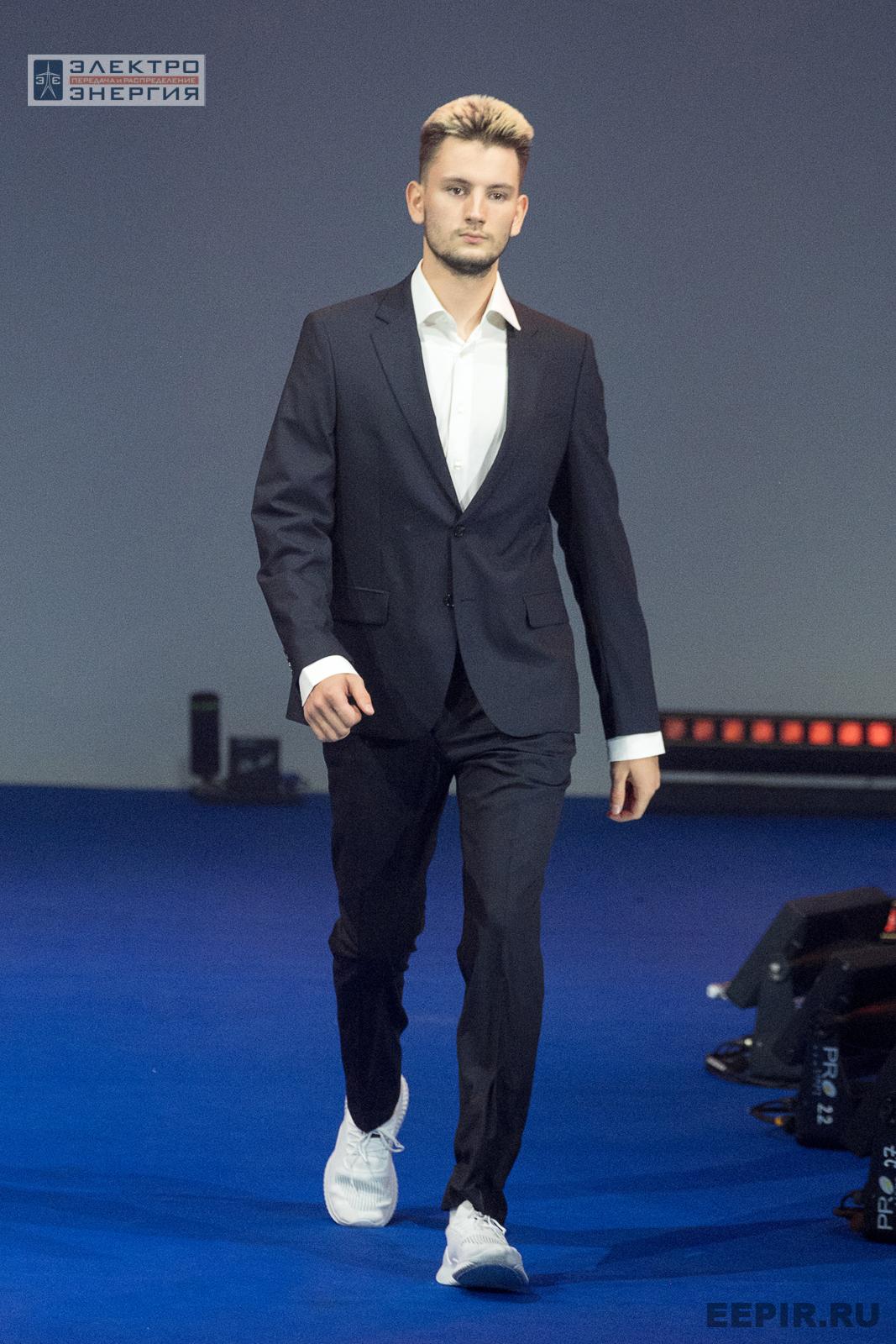 На Fashion-показе средств индивидуальной защиты на ВНОТ-2024