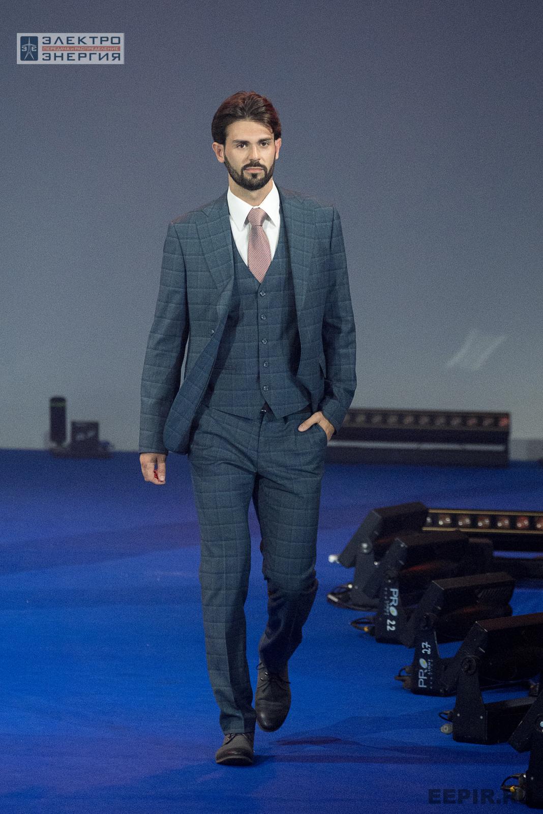 На Fashion-показе средств индивидуальной защиты на ВНОТ-2024