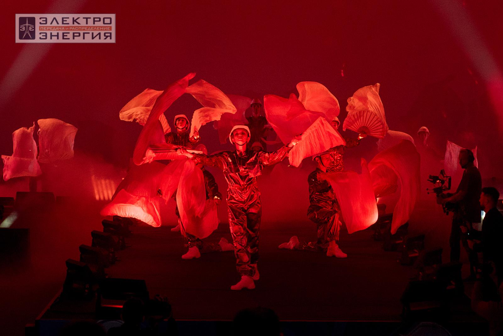 На Fashion-показе средств индивидуальной защиты на ВНОТ-2024