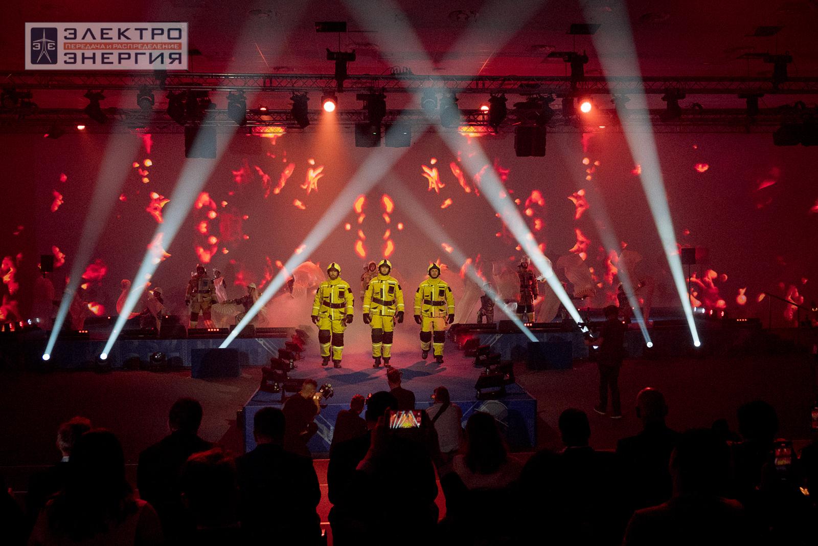 На Fashion-показе средств индивидуальной защиты на ВНОТ-2024