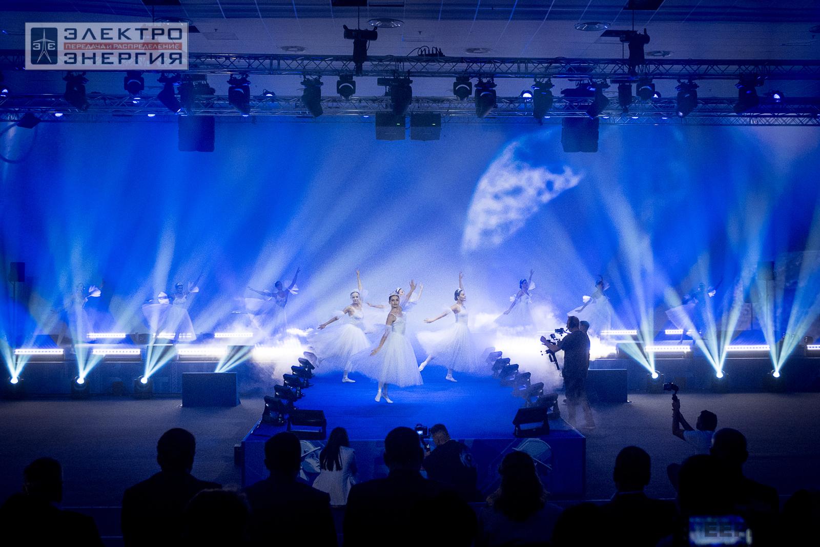 На Fashion-показе средств индивидуальной защиты на ВНОТ-2024