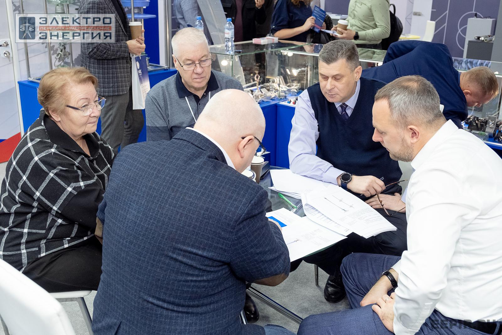 На выставке МФЭС-2024 (Часть 1)