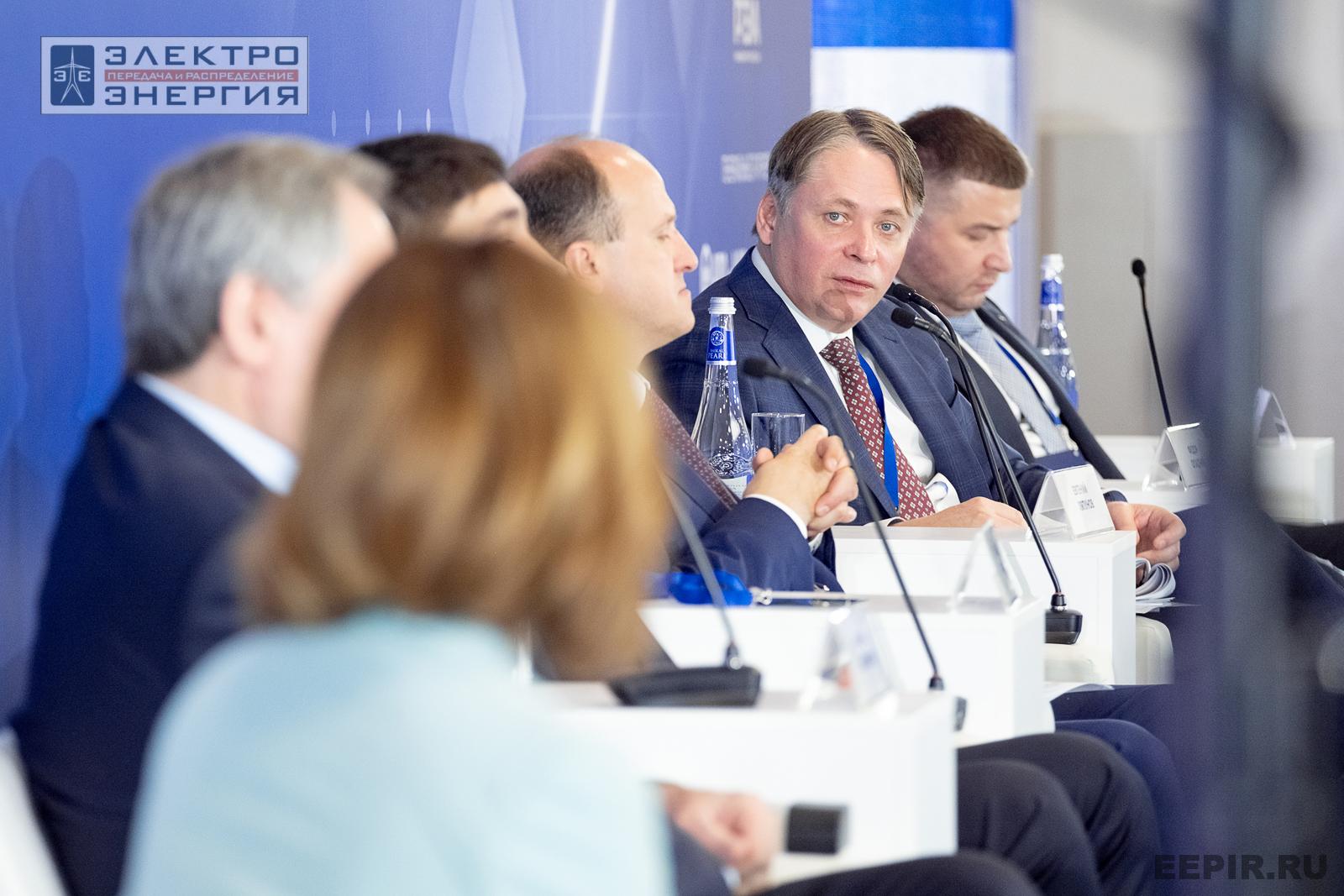 На ключевой стратегической сессии МФЭС-2024 «Технологический суверенитет в электроэнергетике. Тренды и динамика трансформации отрасли»