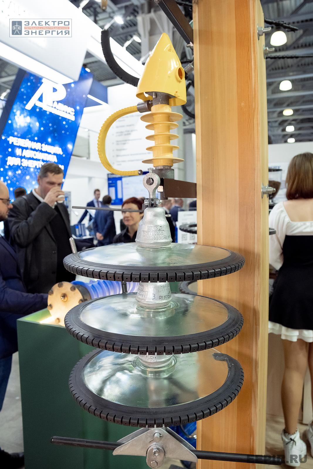 На выставке МФЭС-2024 (Часть 1)