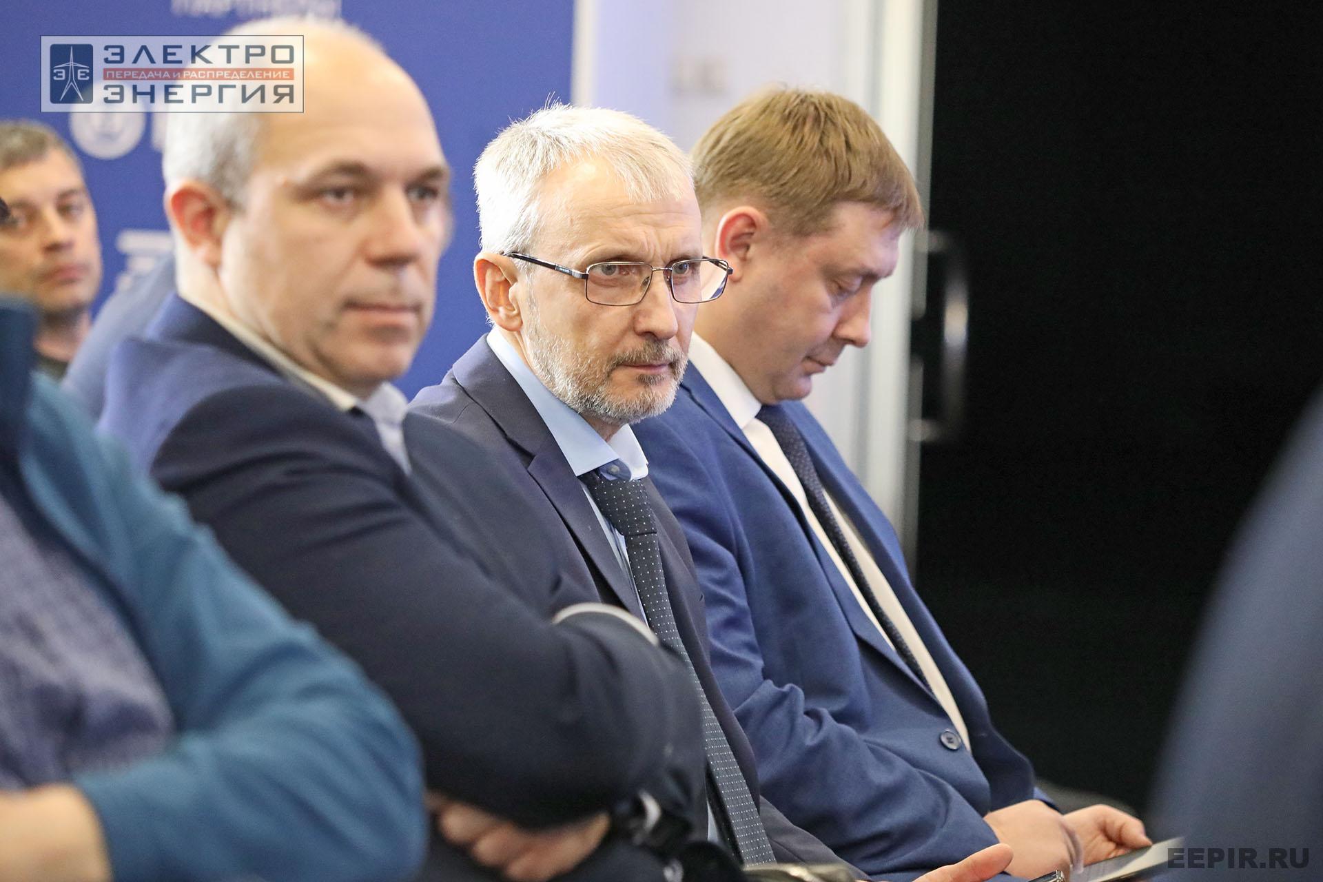 На панельной дискуссии на МФЭС-2024 «Первые итоги консолидации. Новое качество работы территориальных сетевых организаций»