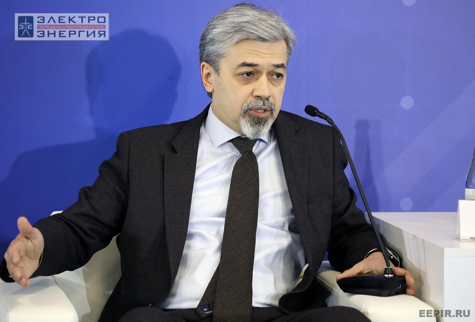 На панельной дискуссии на МФЭС-2024 «Первые итоги консолидации. Новое качество работы территориальных сетевых организаций»