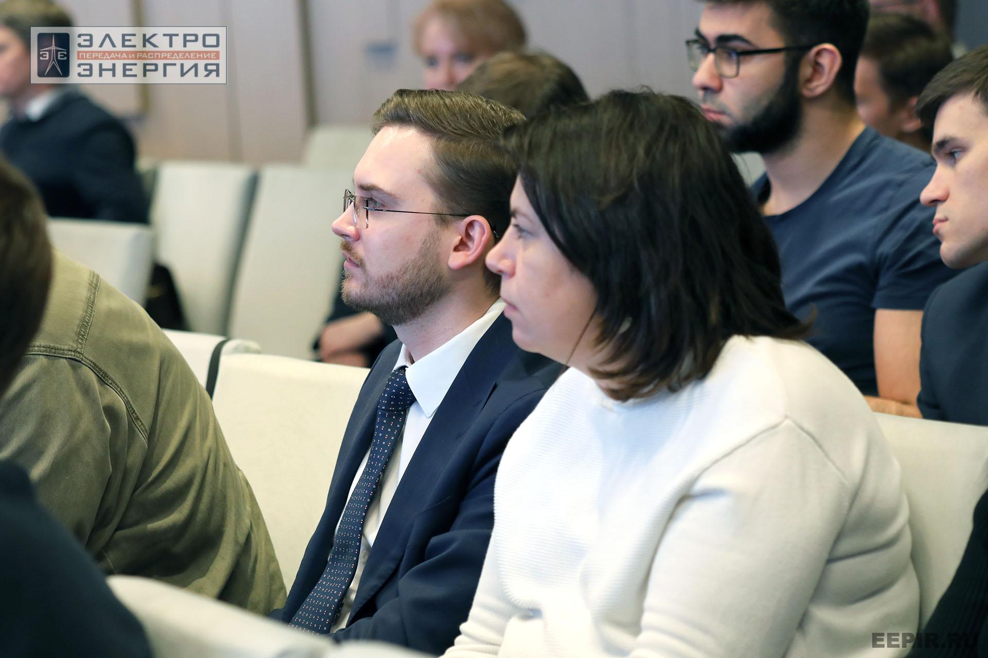 На пленарном заседании в рамках конференции «Система управления охраной труда 2025: эффективные инструменты повышения производительности и безопасности»