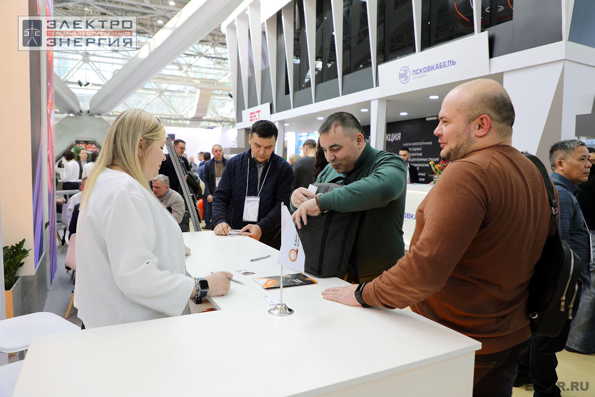 Работа Международной выставки Cabex-2025