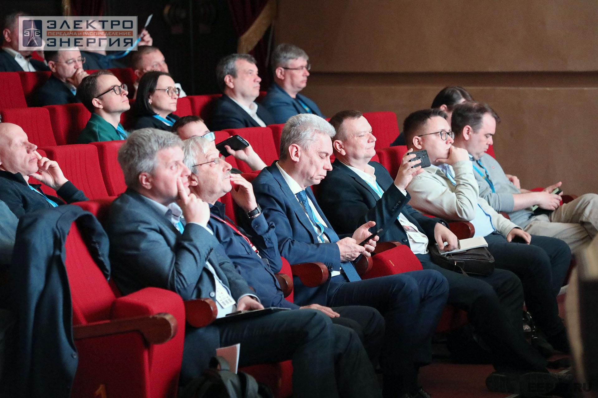 Работа секции ПАО «Россети» «Эксплуатация и развитие устройств РЗА и АСУ ТП» на «РЕЛАВЭКСПО-2025»