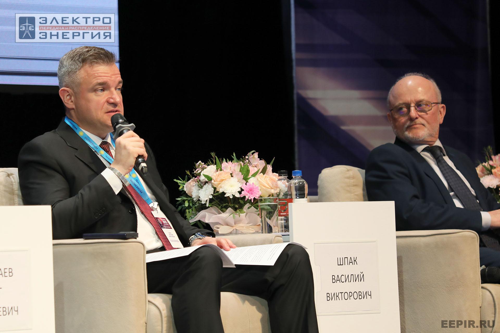 На пленарном заседании «Цифровизация и технологическая независимость электроэнергетики России» в рамках форума «РЕЛАВЭКСПО-2025»