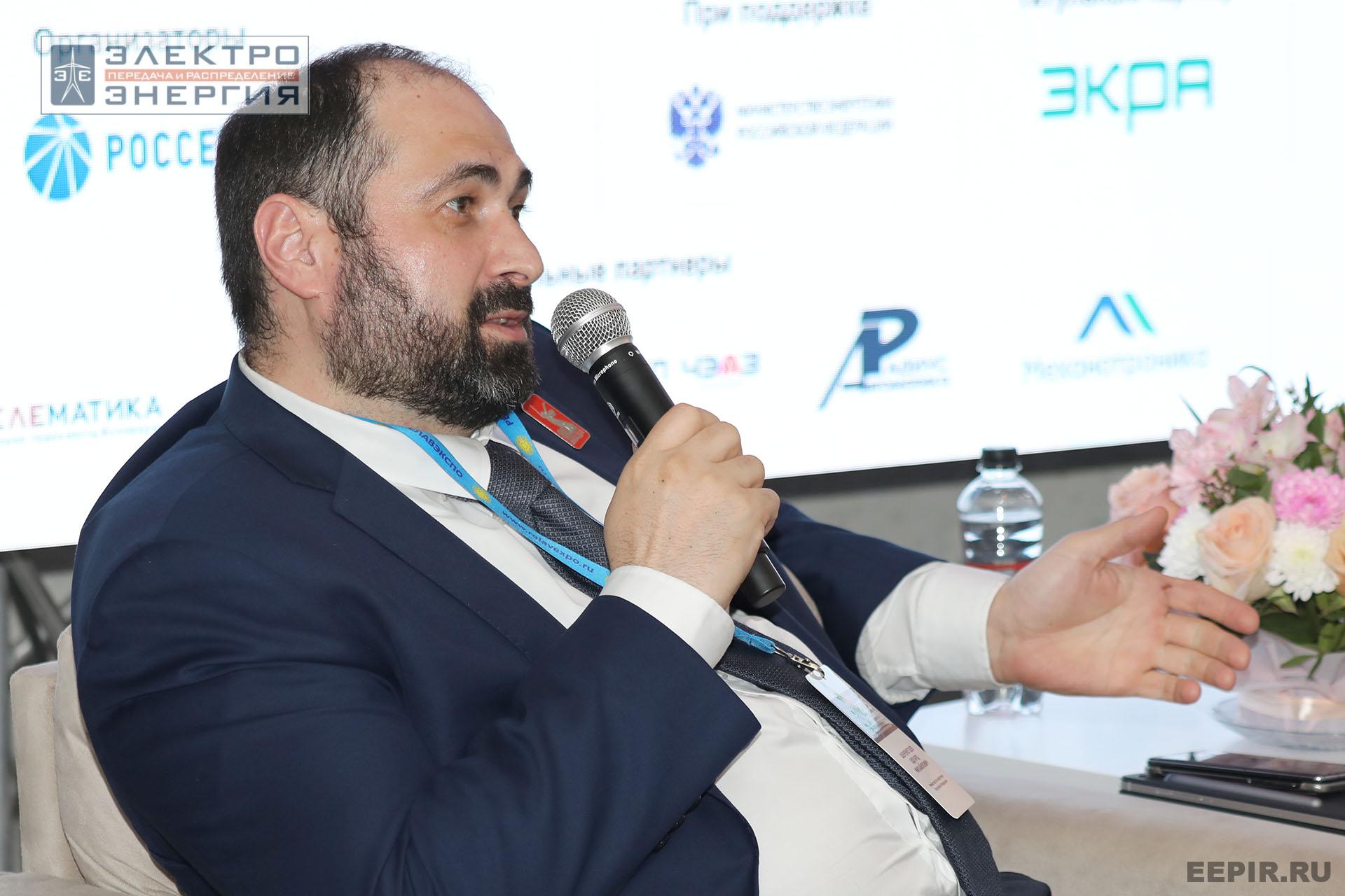 Работа круглого стола «Требования ФСТЭК России и ПАО «Россети» к разработке безопасного программного обеспечения» на «РЕЛАВЭКСПО-2025»