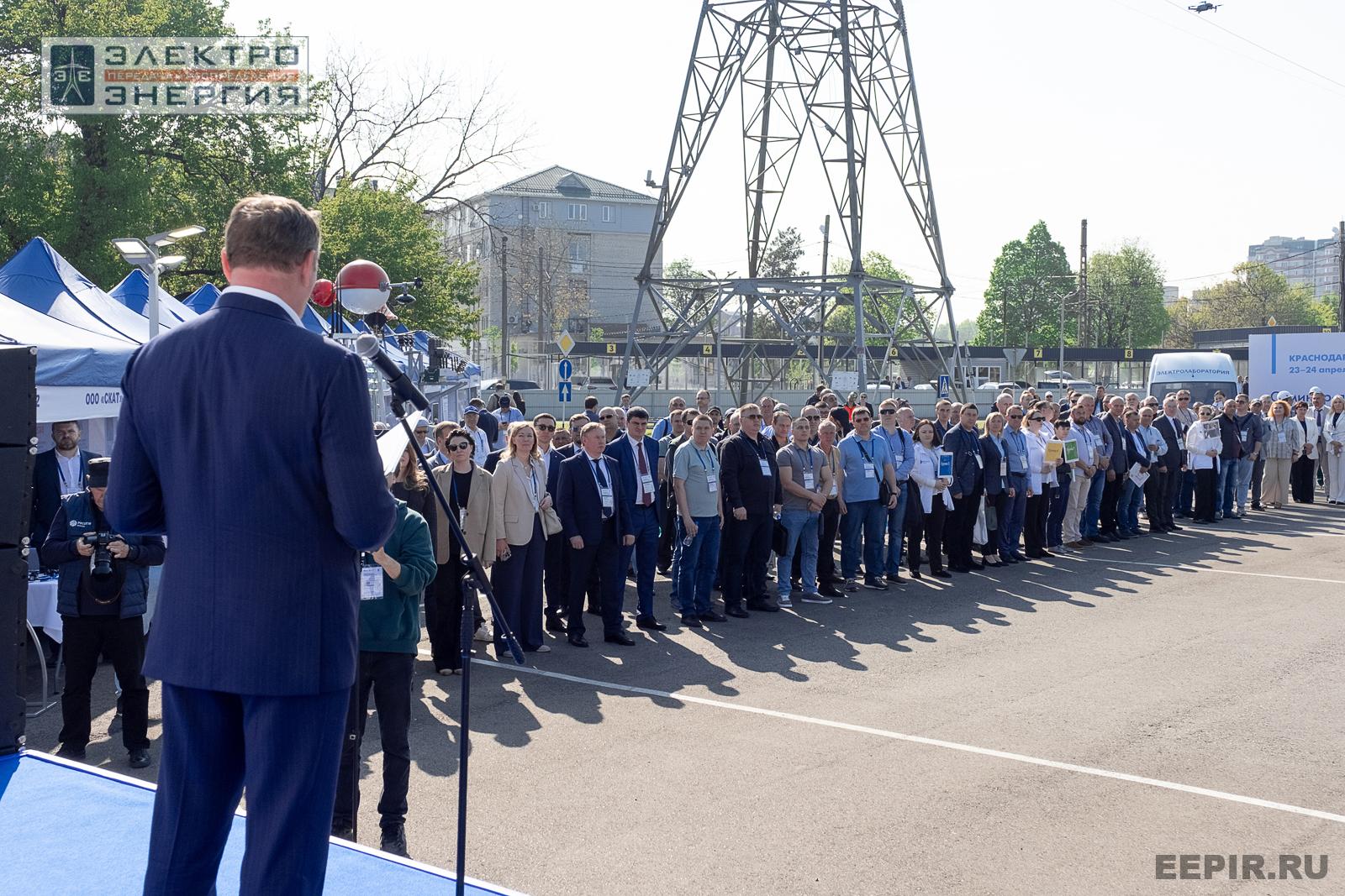 На семинаре-практикуме «Новые технологии для электрических сетей»