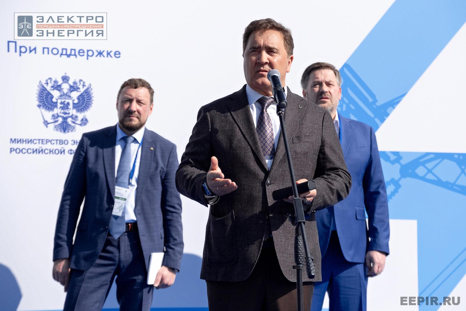 На семинаре-практикуме «Новые технологии для электрических сетей»