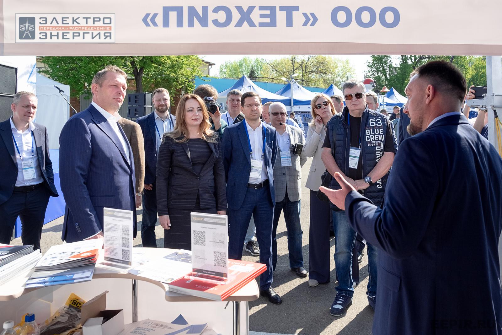 На семинаре-практикуме «Новые технологии для электрических сетей»