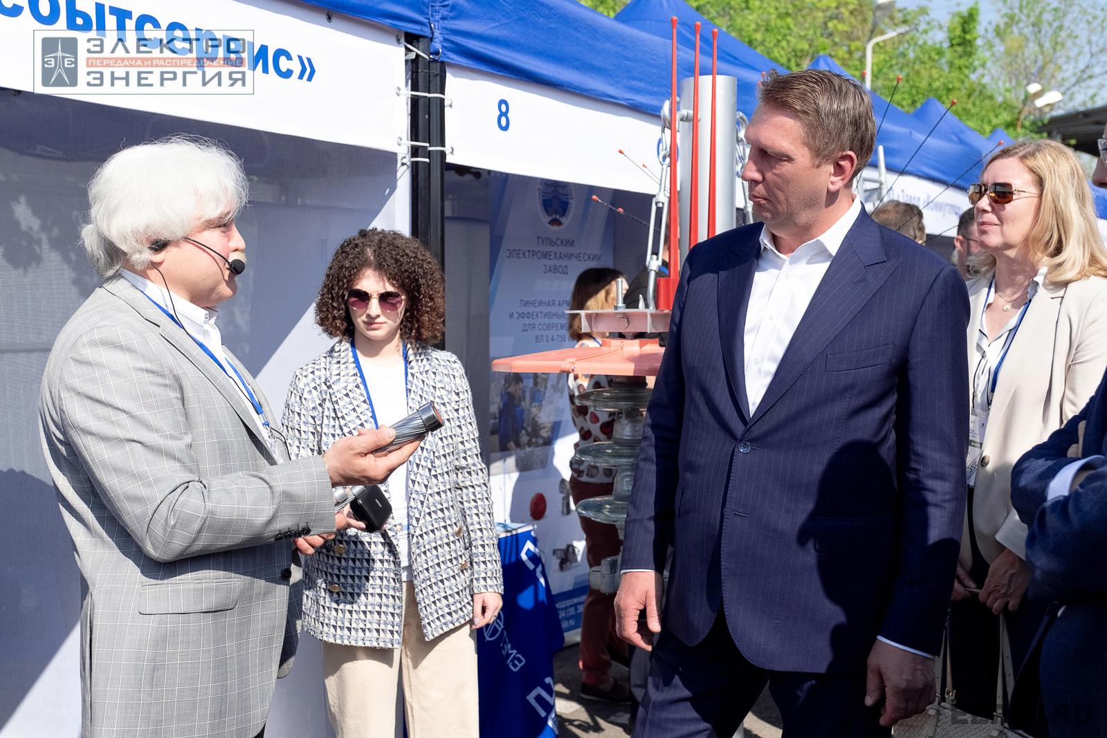 На семинаре-практикуме «Новые технологии для электрических сетей»