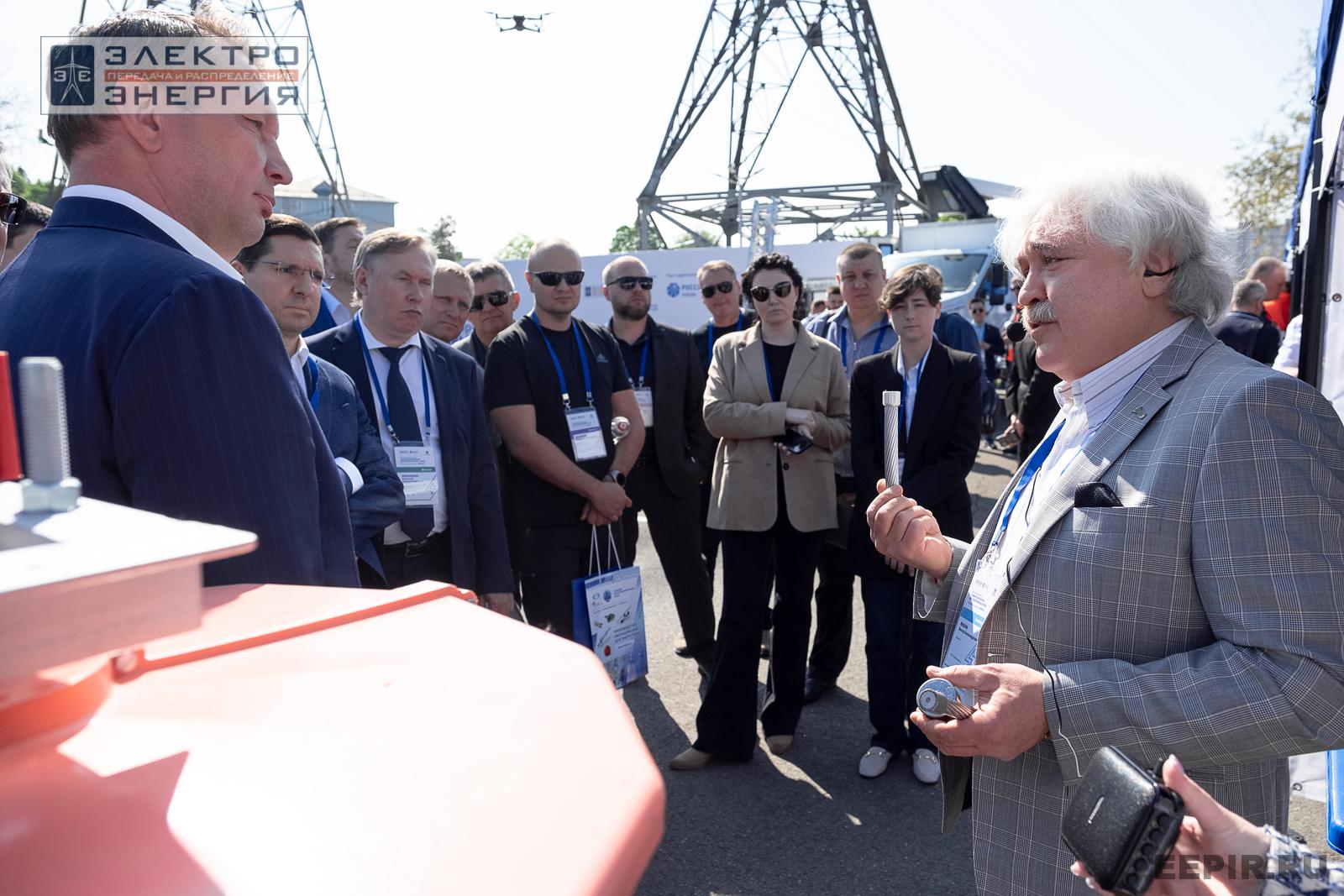 На семинаре-практикуме «Новые технологии для электрических сетей»