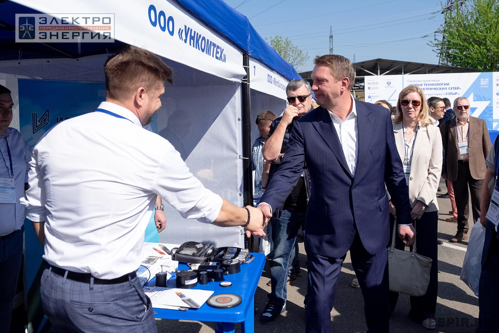 На семинаре-практикуме «Новые технологии для электрических сетей»