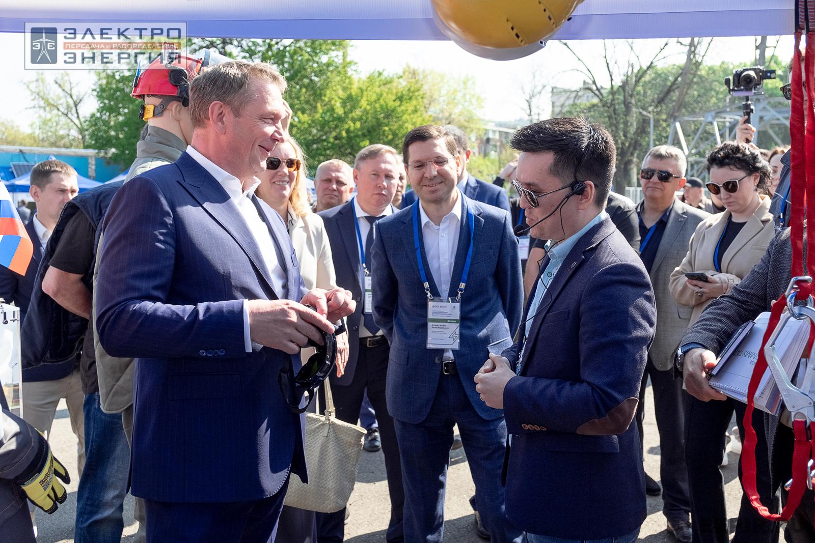 На семинаре-практикуме «Новые технологии для электрических сетей»