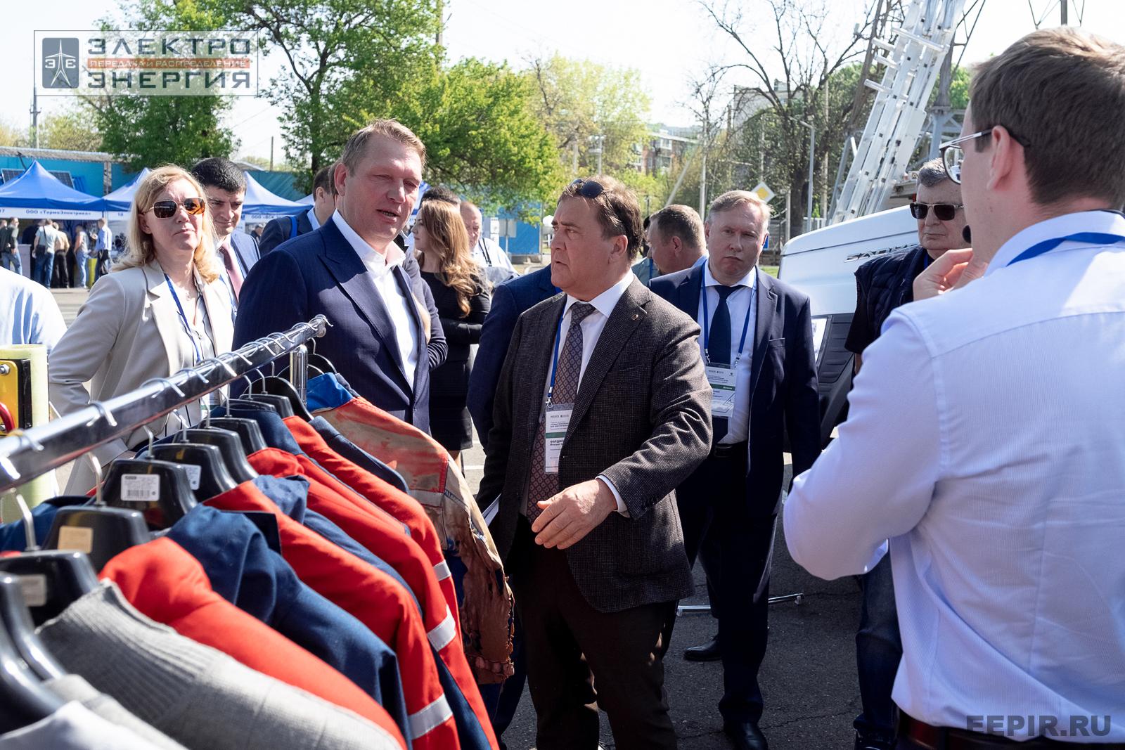 На семинаре-практикуме «Новые технологии для электрических сетей»