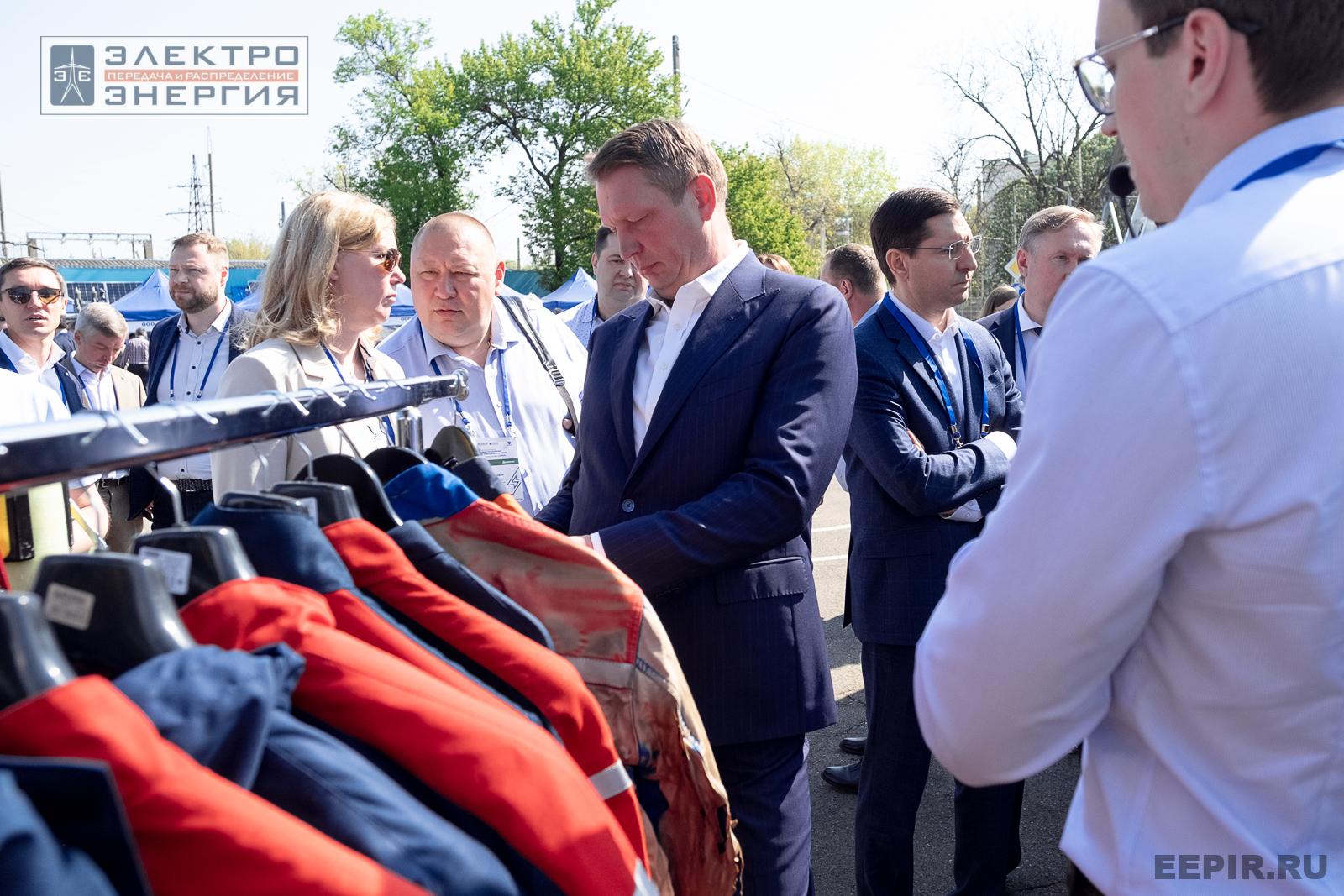 На семинаре-практикуме «Новые технологии для электрических сетей»