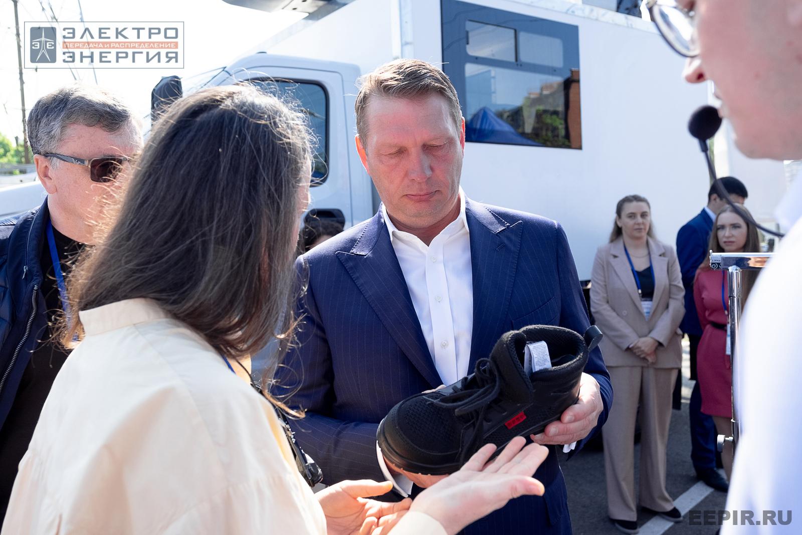 На семинаре-практикуме «Новые технологии для электрических сетей»