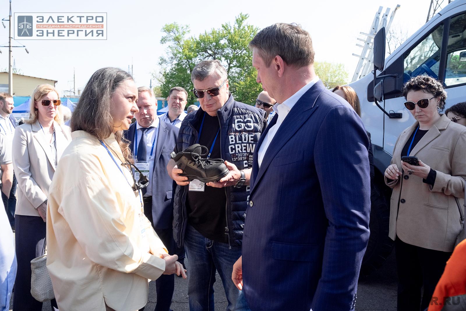 На семинаре-практикуме «Новые технологии для электрических сетей»