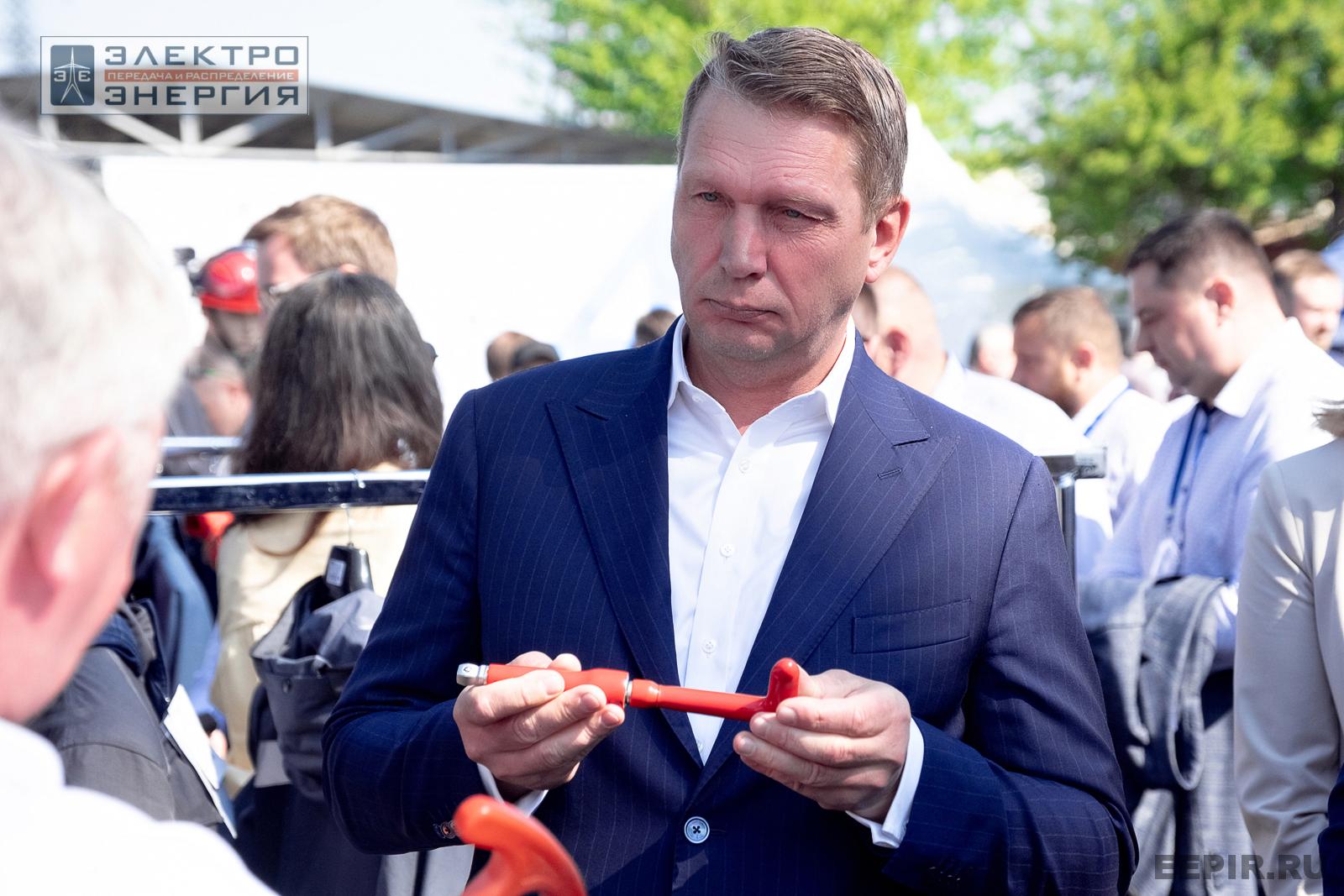 На семинаре-практикуме «Новые технологии для электрических сетей»