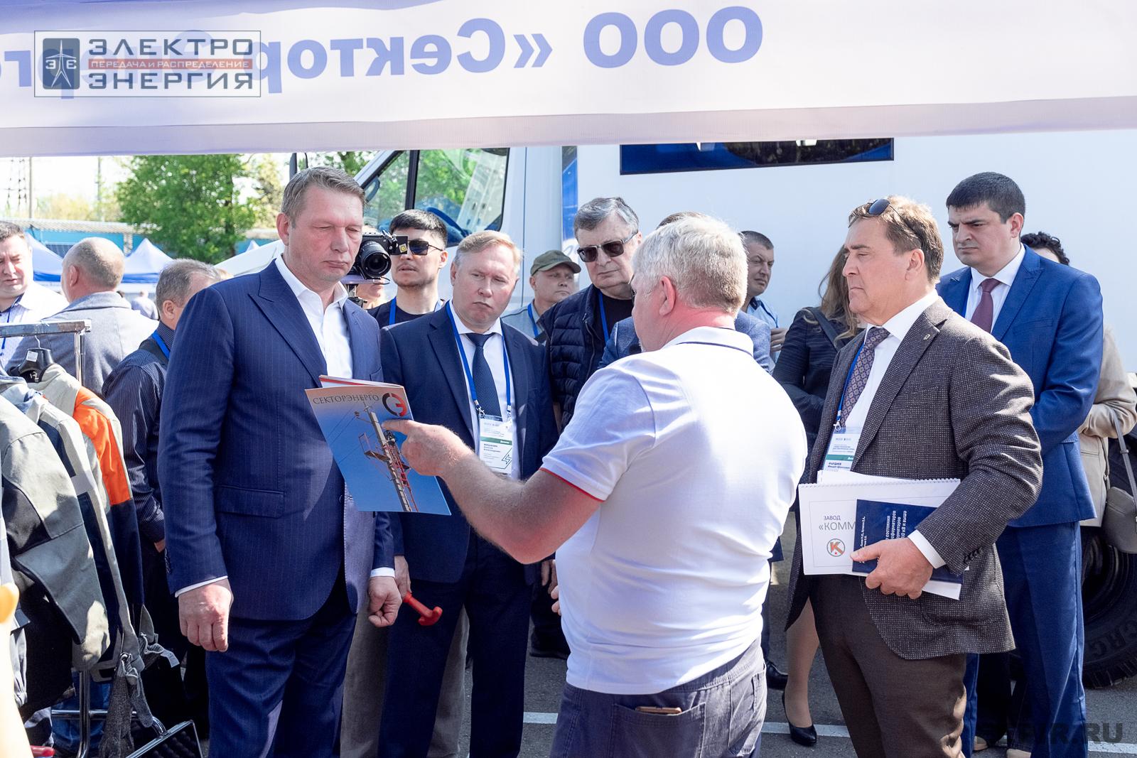 На семинаре-практикуме «Новые технологии для электрических сетей»