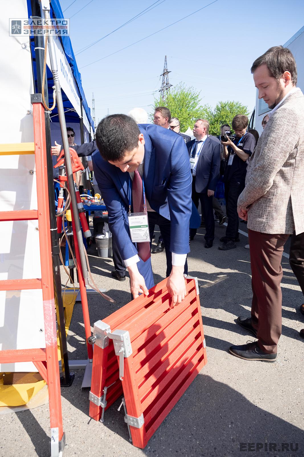 На семинаре-практикуме «Новые технологии для электрических сетей»
