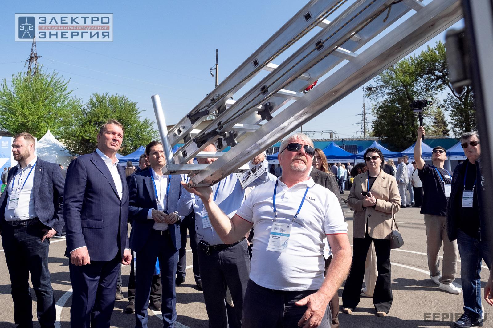 На семинаре-практикуме «Новые технологии для электрических сетей»