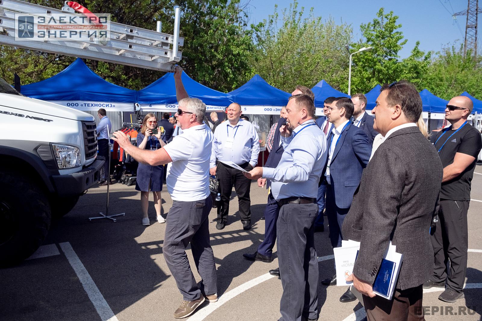 На семинаре-практикуме «Новые технологии для электрических сетей»