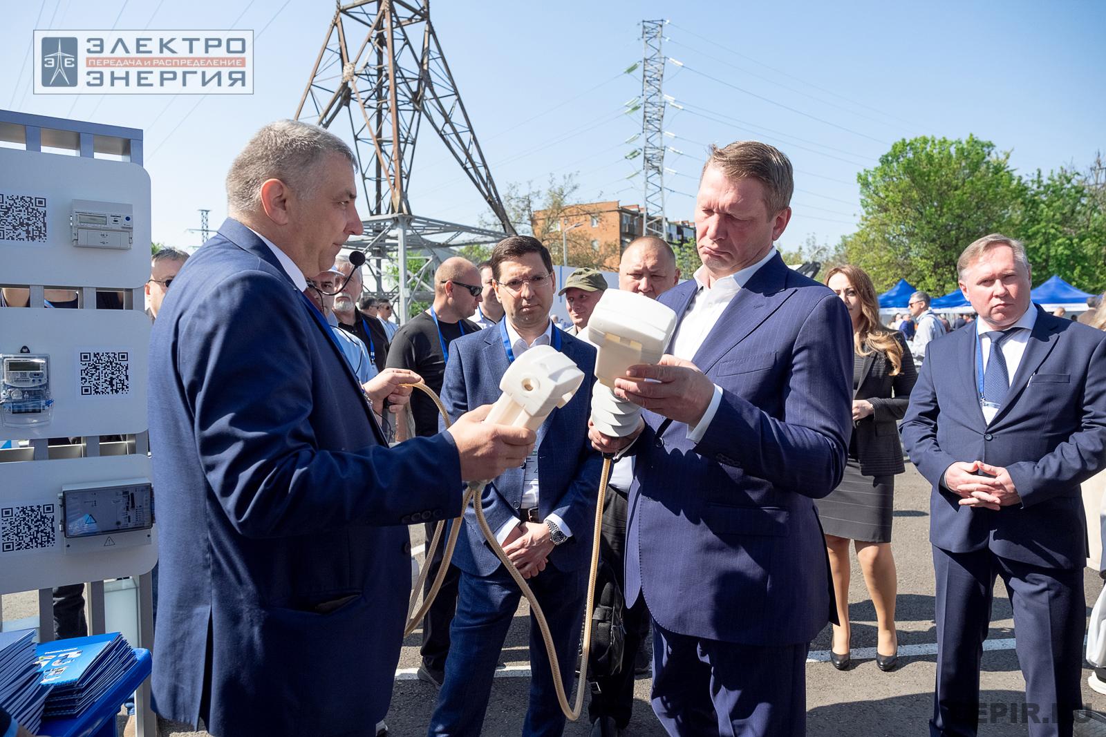 На семинаре-практикуме «Новые технологии для электрических сетей»