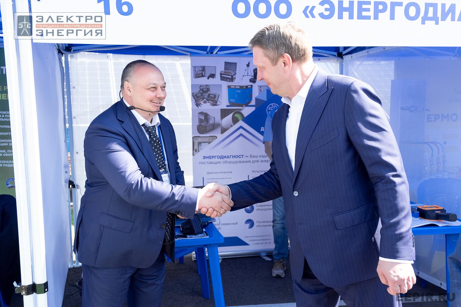 На семинаре-практикуме «Новые технологии для электрических сетей»