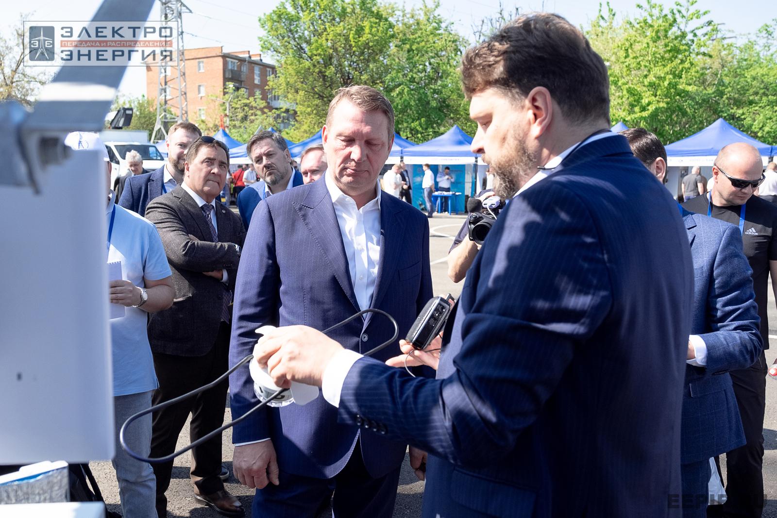 На семинаре-практикуме «Новые технологии для электрических сетей»