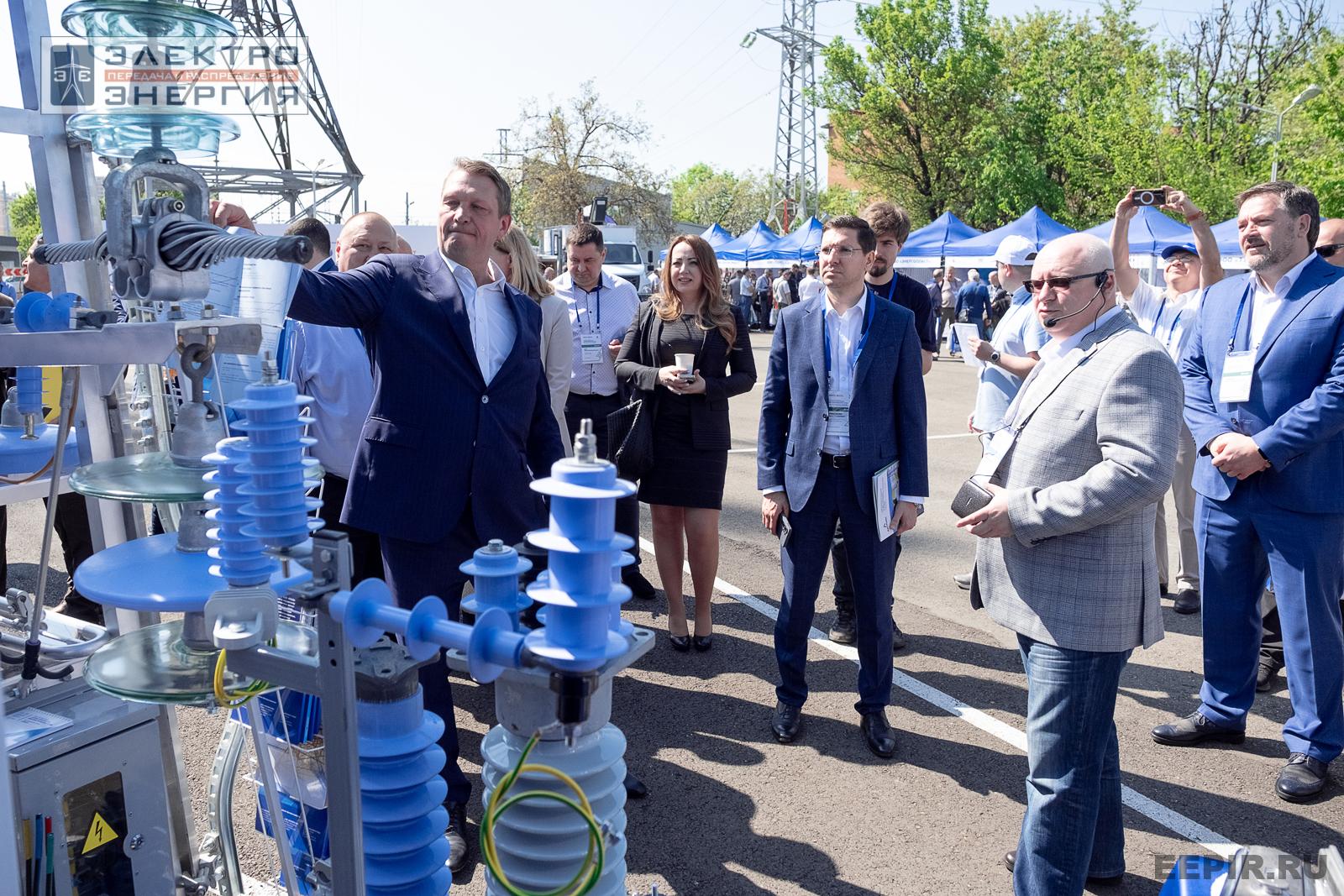 На семинаре-практикуме «Новые технологии для электрических сетей»