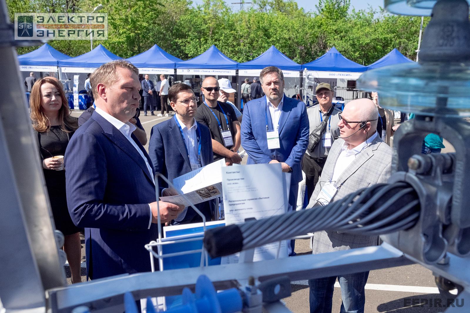 На семинаре-практикуме «Новые технологии для электрических сетей»