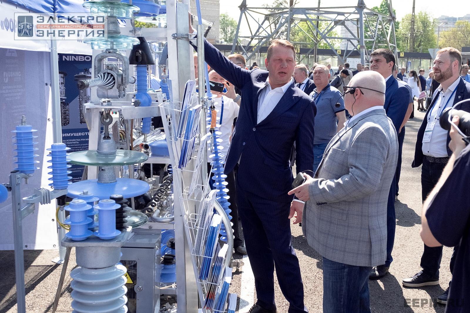 На семинаре-практикуме «Новые технологии для электрических сетей»