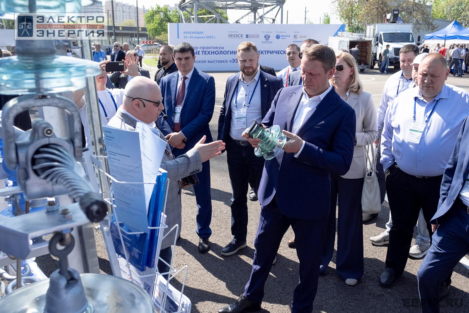 На семинаре-практикуме «Новые технологии для электрических сетей»