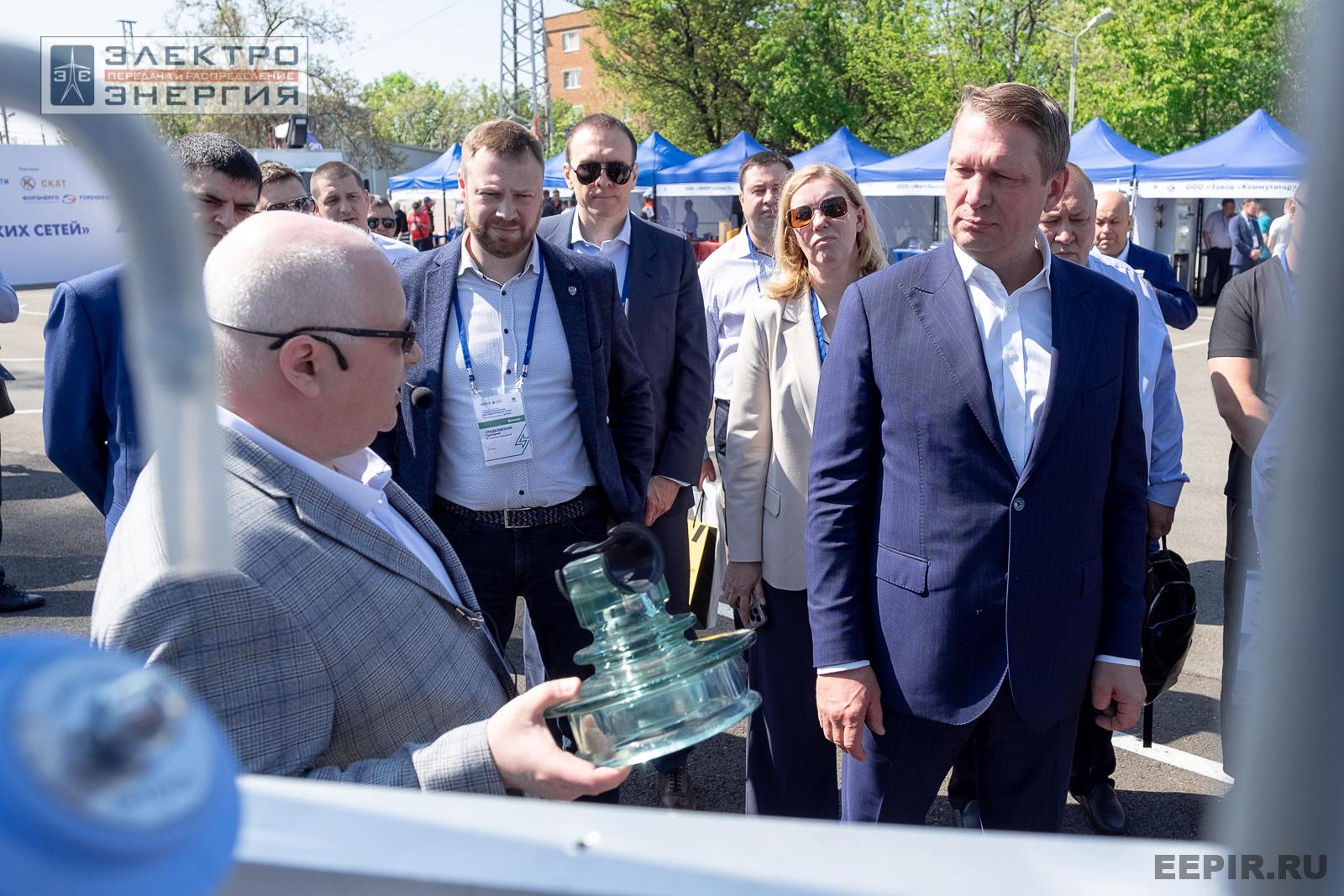 На семинаре-практикуме «Новые технологии для электрических сетей»