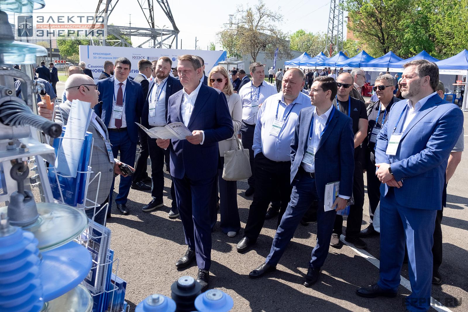 На семинаре-практикуме «Новые технологии для электрических сетей»