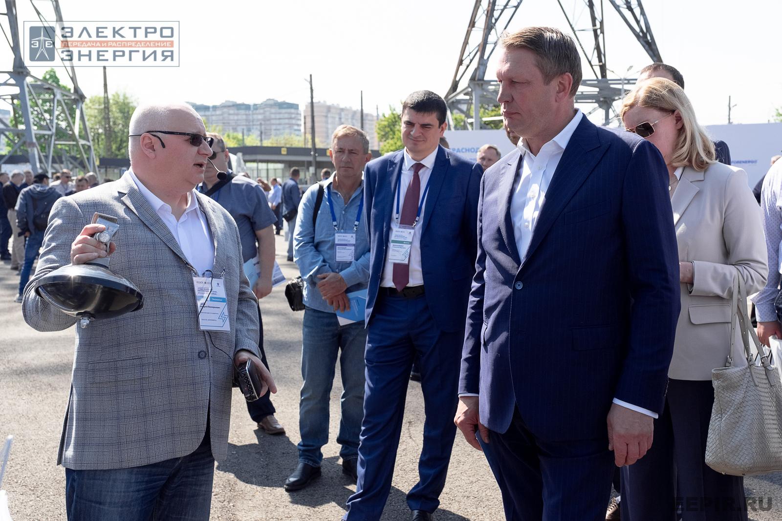 На семинаре-практикуме «Новые технологии для электрических сетей»