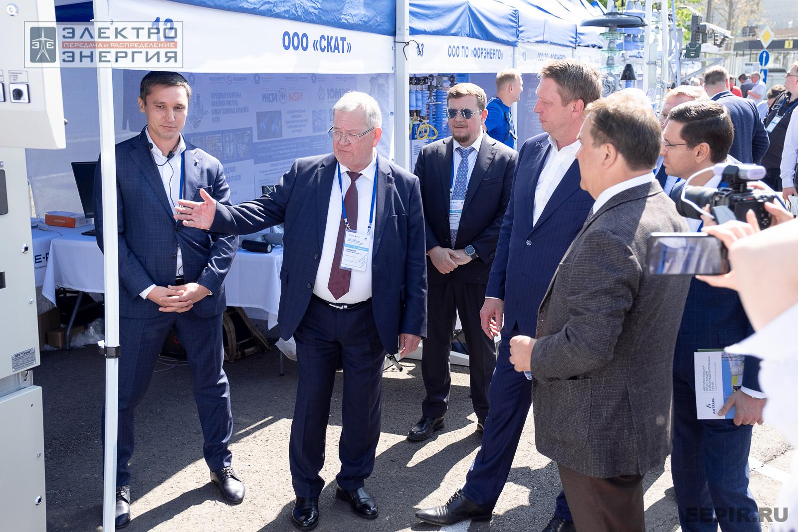 На семинаре-практикуме «Новые технологии для электрических сетей»