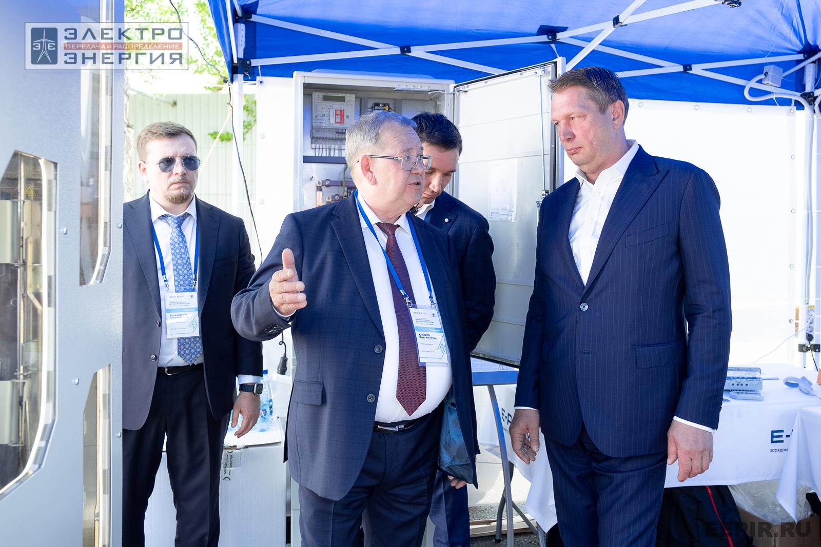 На семинаре-практикуме «Новые технологии для электрических сетей»