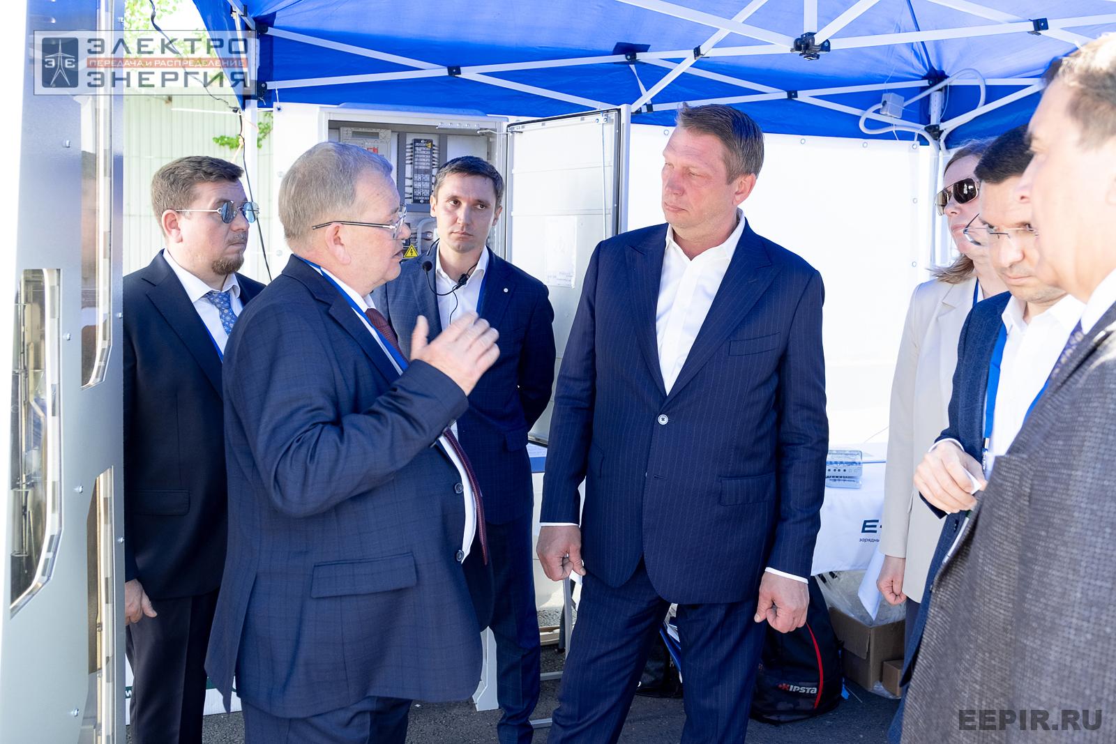 На семинаре-практикуме «Новые технологии для электрических сетей»