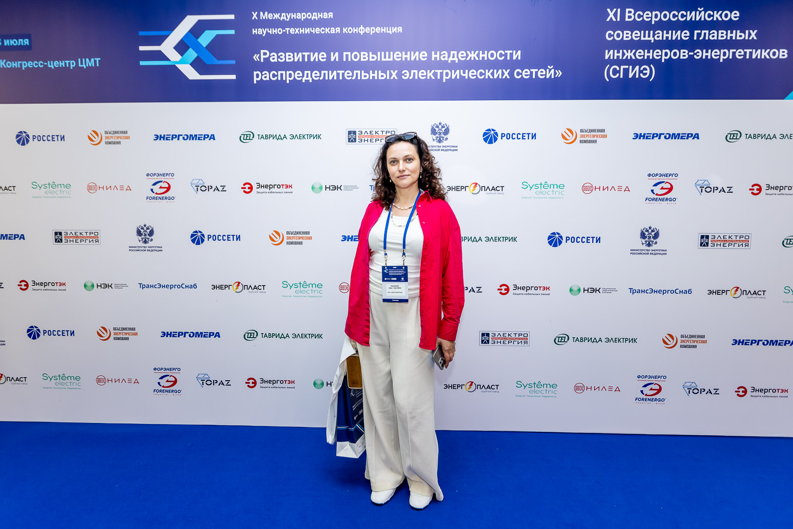 Пресс-волл фото